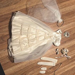 Vintage Barbie dream wedding set - 1960’s . Never used, all accessories.